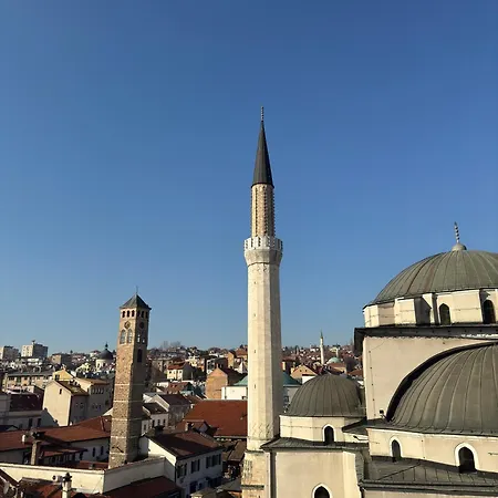 Luxury Black & White *