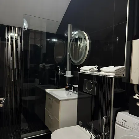 Lägenhet Luxury Black & White *