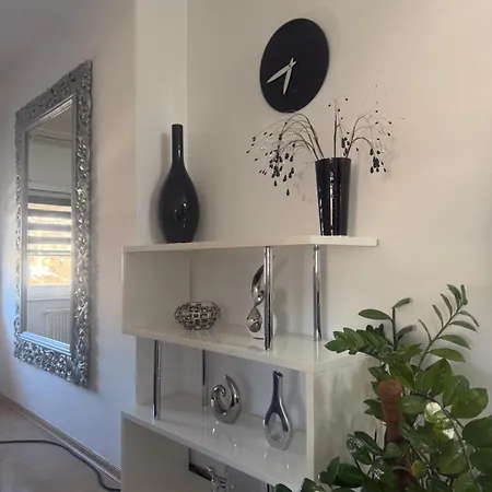 Luxury Black & White Apartment Sarajevo